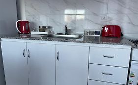 Departamento nuevo con balcón
